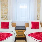 Mhouse * Mostar